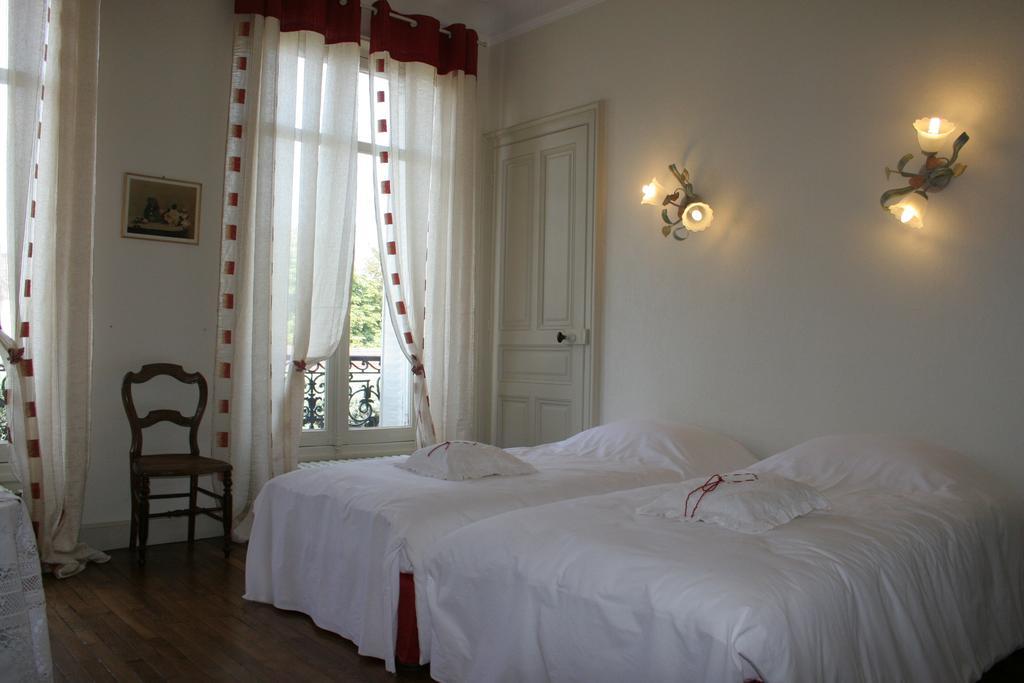 Chambre d'Hôtes L'Ambroise Troyes Exterior foto