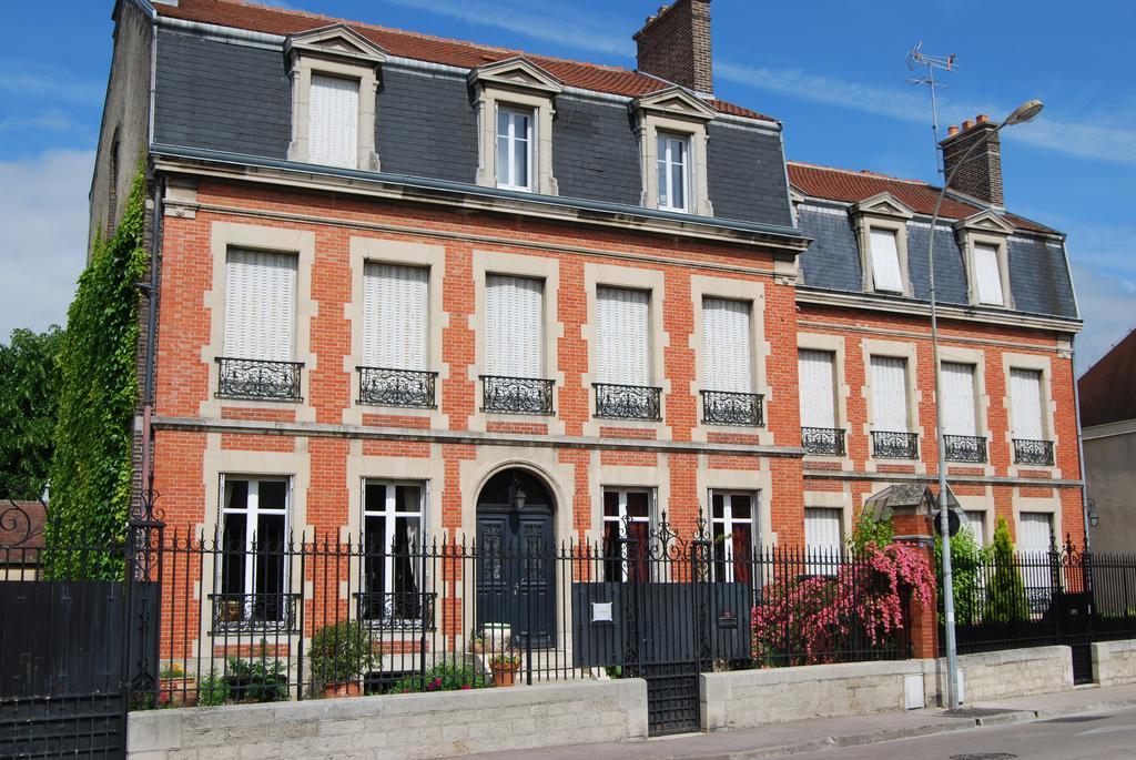 Chambre d'Hôtes L'Ambroise Troyes Exterior foto