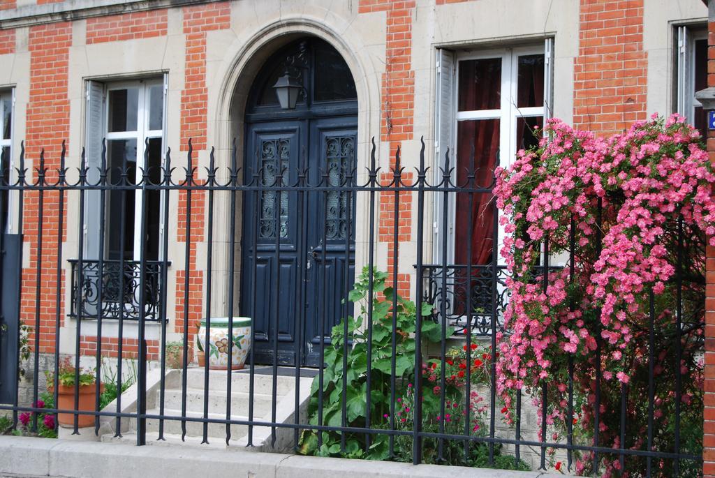 Chambre d'Hôtes L'Ambroise Troyes Exterior foto