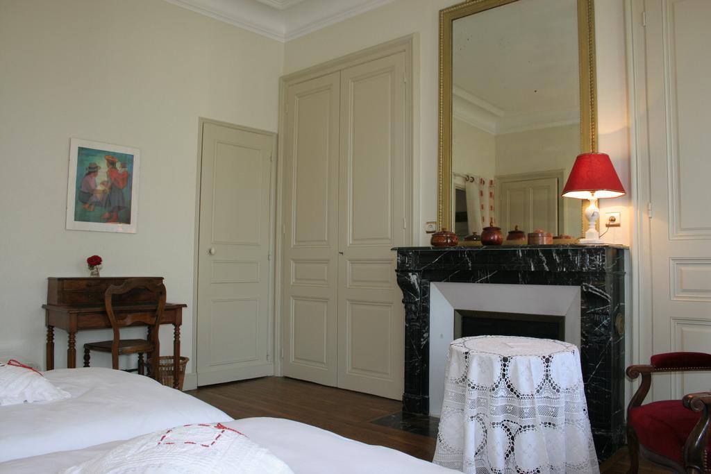 Chambre d'Hôtes L'Ambroise Troyes Exterior foto